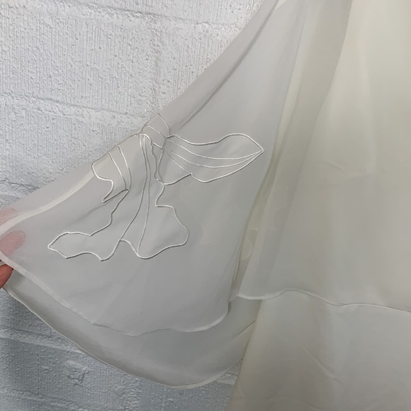 Halston Heritage Cape  Crepe De Chine Mini Off White Embroidered Dress size 2 - Picture 5 of 9